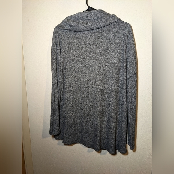 Soft Surroundings cowl neck kangaroo pocket sweatshirt - Picture 6 of 10